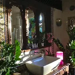 Romaine&spa à Uzès