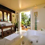Romaine&spa à Casa de Férias Uzès