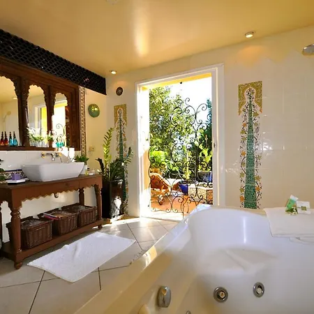 Designer Villa In Uzes Semesterbostad Uzès